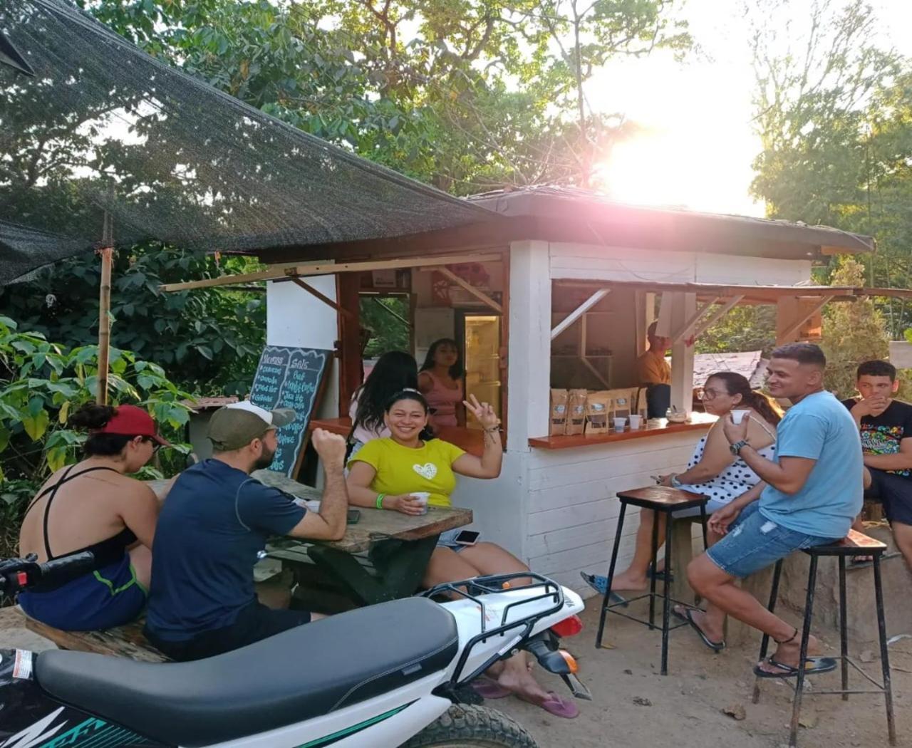 Hostal Las Mariposas Minca Luaran gambar